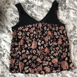 Lily White Ribbed Lace tank